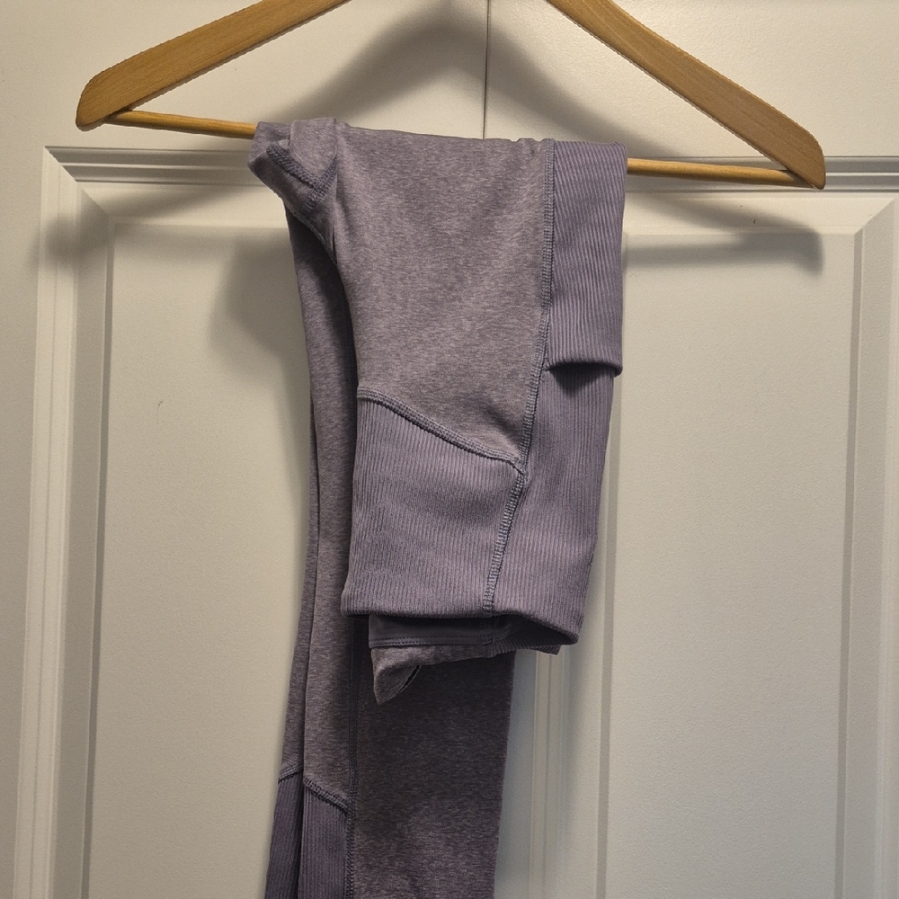 The North Face Lavender Leggings NWOT